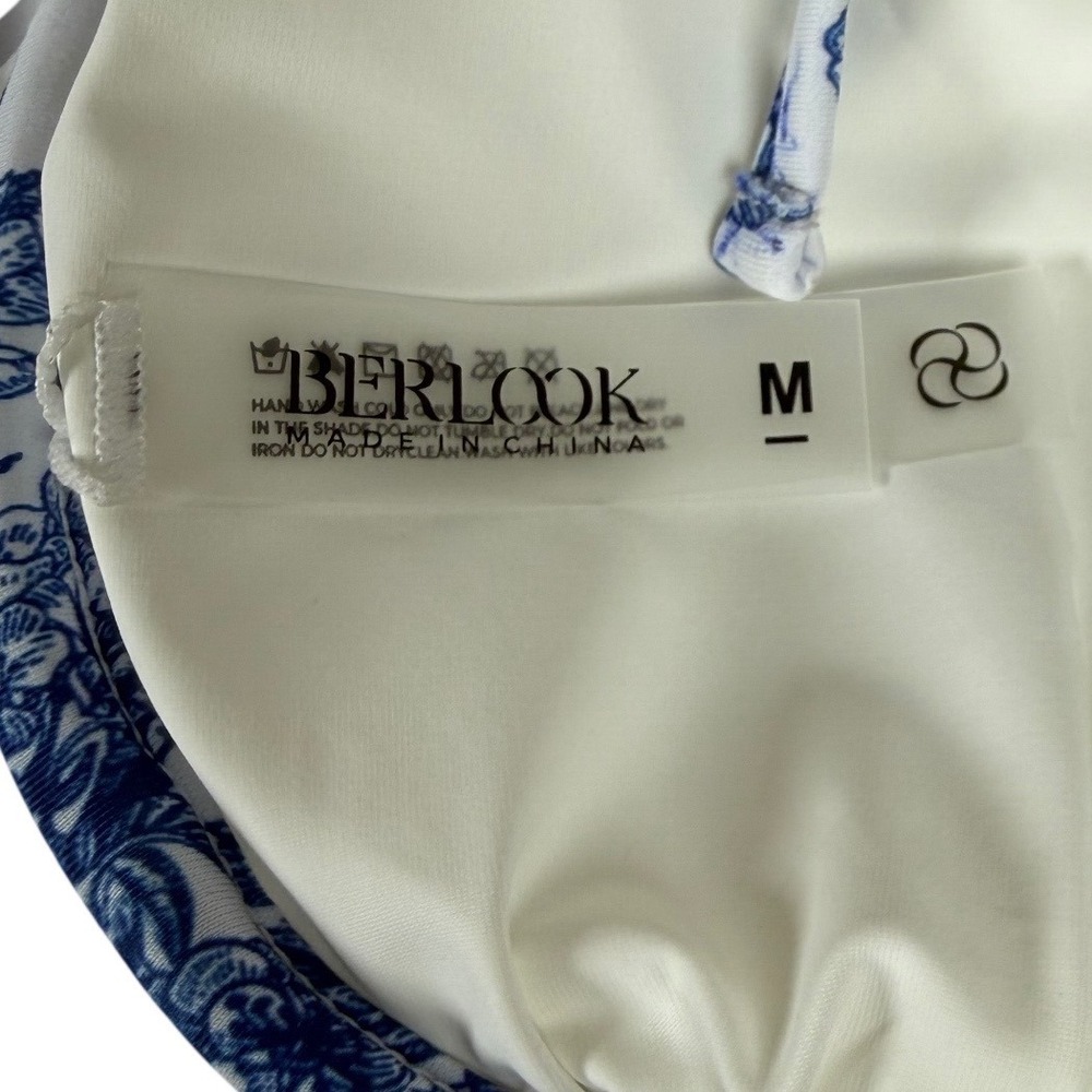 NWT BERLOOK Bikini, Floral Collection Classic Toile Blue and White, Size S/M - Picture 6 of 11